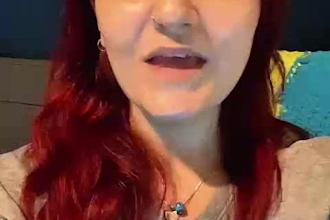 provide an intuitive tarot reading