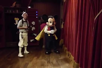 tell your kids they are going to disney as mickey mouse