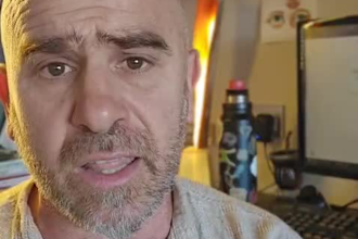 escribo letras profundas y narrativas, canciones con historias verdaderas