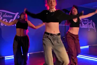 do afro dance, trending group dance, hip hop dance, twerking, shuffle dance