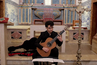 give classical electric acoustic guitar lessons