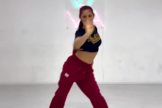 do tiktok dance, group dance, afro beat twerk dance, gospel dance