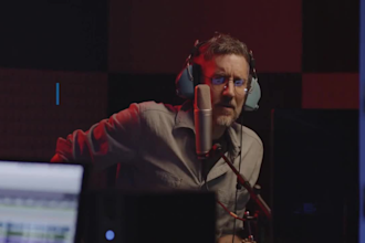 transform your blog post into engaging video with professional voiceover lumen5