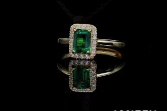 create realistic 3d jewelry animation, 3d necklace 3d ring 3d cgi jewelry design