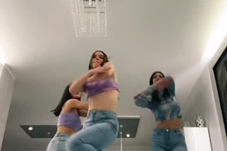 do tiktok dance, tiktok video, group dance, afrobeat, shuffle dance, hiphop danc