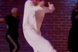 do amazing group dance, afro dance, hip hop dance, shuffle dance to your music