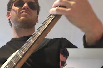 play soulful or jazzy bass on your beat