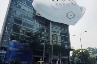 create stunning 3d anamorphic, cgi product, and vfx animations