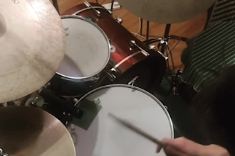 compose and record acoustic drums for your tracks