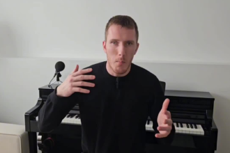teach you to play piano by ear
