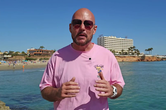 do a tropical beach testimonial spokesperson video