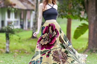 retouch, change dress, and modify colors in your pictures