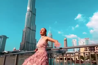 do your photoshoot with flying dress in dubai