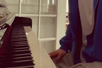 convert piano music into midi and synthesia video