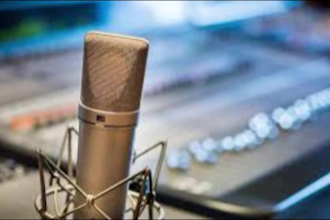 do realistic ai voice over using eleven labs text to speech