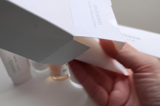 create ugc dynamic unboxing videos try on haul in french
