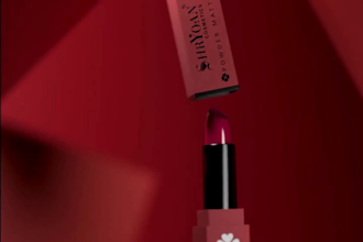 3d cosmetic product animation, lipstick 3d ad, perfume cgi, skincare rendering