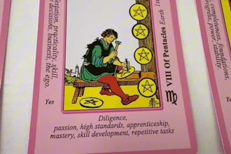 do intuitive tarot readings for love, life and purpose