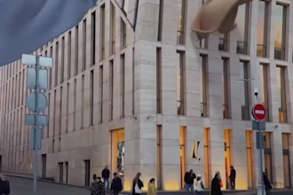 3d cloth simulation cgi animation 3d cgi fooh vfx and cgi 3d billboard animation