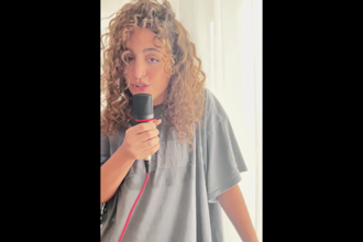 be your professional vocalist in english or spanish