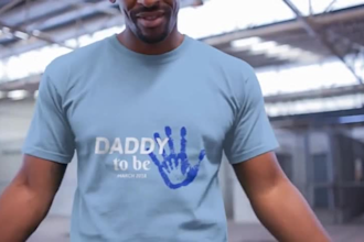 make realistic tshirts and other apparel mockup videos