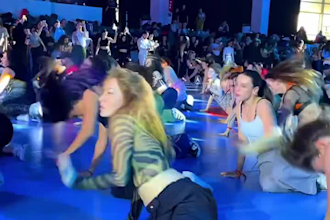 do tiktok dance, twerk dance, group dance, afrobeat, shuffle dance, ballet dance
