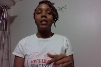 perform a detailed tarot love reading