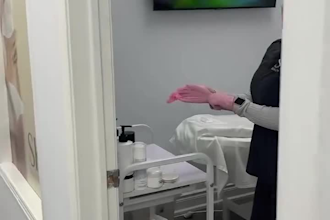 record professional female medical doctor spokesperson testimonial ugc