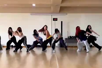 do tik tok dance video, dance video,  hip hop dance, afro dance to promote song