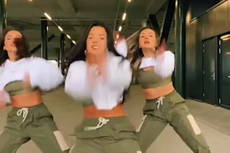 do tik tok dance video, shuffle dance, choreography, shuffle dance, afro dance
