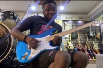 play guitars for afrobeats rnb reggae gospel latin songs