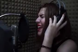 be your singer in spanish, english