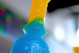 do product photography, video for brands food, beverage, perfume, salon