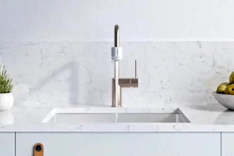 3d water simulation, liquid simulation, fluid animation and 3d product animation