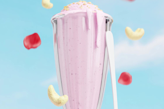 create realistic 3d food product renders