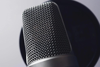 record a german high quality male voiceover