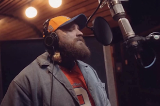 be your acoustic country singer, songwriter, guitarist for country music song