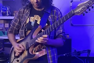 give you guitar lessons on zoom to your specific needs