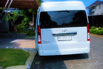 car commercial video editing