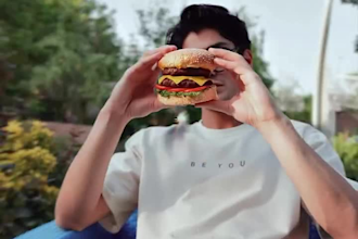 produce eye catching food videos for cafe marketing