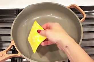 create cooking ugc video ads for kitchenware brand and product model