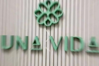 design a jewelry logo