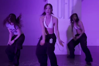 choreograph hip hop twerk and tiktok dance routines for viral content