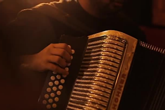 grabar acordeon latino vallenato para tu cancion