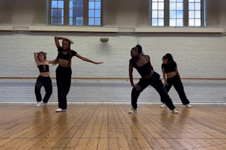 do amazing group dance, choreography, tik tok dance with a perfect dancing steps