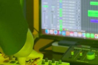 produce modern edm, reggaeton, trap, and hip hop beats