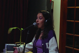be your professional session recording guitarist