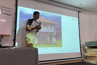 be your videographer photographer in medellin for events, ecommerce products