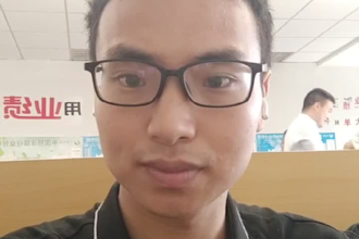 translate the english book into chinese