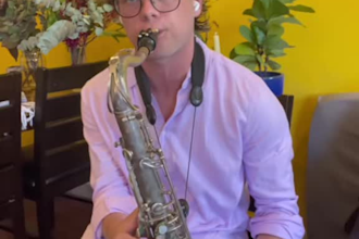 play a professional, soulful saxophone solo on your track
